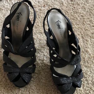 Open toed black sparkly heels Size 8.5 wide 5 inch